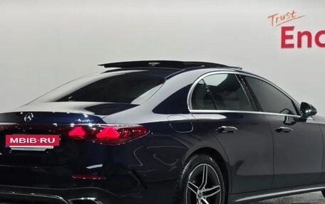 Mercedes-Benz E-Класс, 2024 год, 7 470 000 рублей, 2 фотография