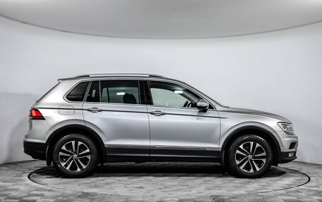 Volkswagen Tiguan II, 2019 год, 2 949 000 рублей, 4 фотография