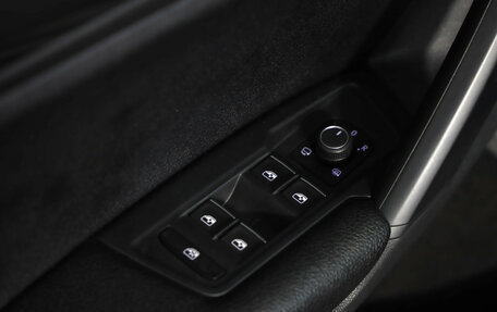 Volkswagen Tiguan II, 2019 год, 2 949 000 рублей, 22 фотография