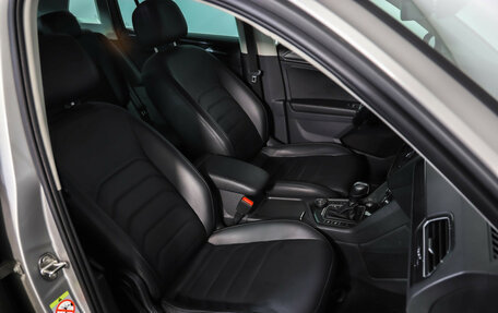 Volkswagen Tiguan II, 2019 год, 2 949 000 рублей, 24 фотография