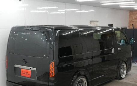 Toyota HiAce H200, 2022 год, 4 050 000 рублей, 5 фотография