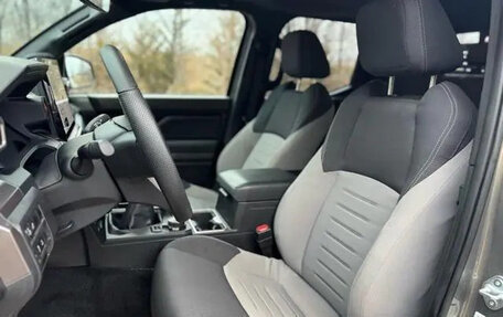 Toyota Tacoma, 2024 год, 11 фотография