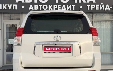 Toyota Land Cruiser Prado 150 рестайлинг 2, 2012 год, 2 875 000 рублей, 2 фотография