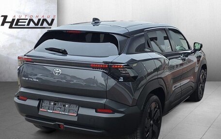 Toyota Urban Cruiser, 2026 год, 7 224 000 рублей, 3 фотография