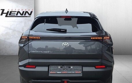 Toyota Urban Cruiser, 2026 год, 7 224 000 рублей, 5 фотография