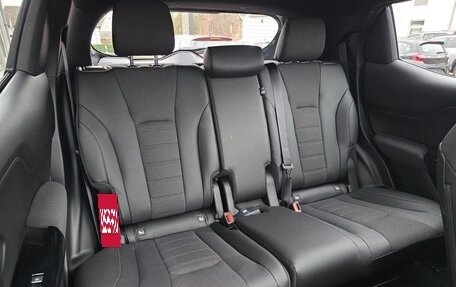 Toyota Urban Cruiser, 2026 год, 7 224 000 рублей, 9 фотография