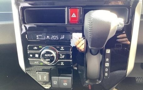 Toyota Roomy I, 2025 год, 12 фотография