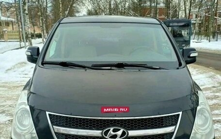 Hyundai Grand Starex Grand Starex I рестайлинг 2, 2014 год, 1 790 000 рублей, 1 фотография