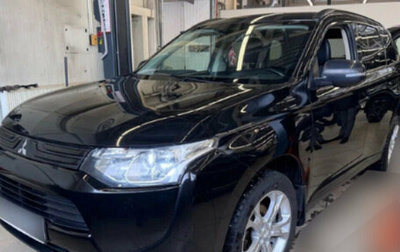 Mitsubishi Outlander III рестайлинг 3, 2013 год, 1 399 000 рублей, 1 фотография