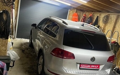 Volkswagen Touareg III, 2011 год, 1 350 000 рублей, 1 фотография