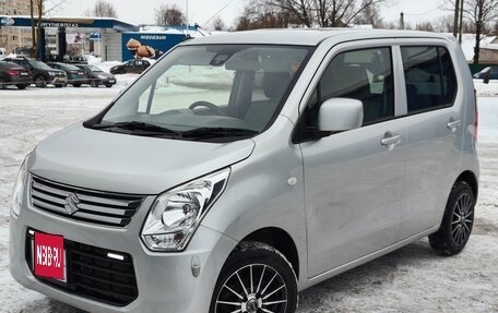 Suzuki Wagon R V, 2014 год, 670 000 рублей, 1 фотография