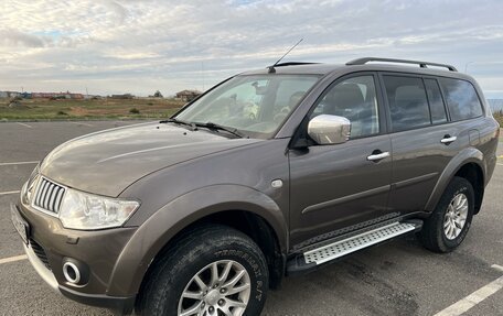 Mitsubishi Pajero Sport II рестайлинг, 2013 год, 1 700 000 рублей, 1 фотография
