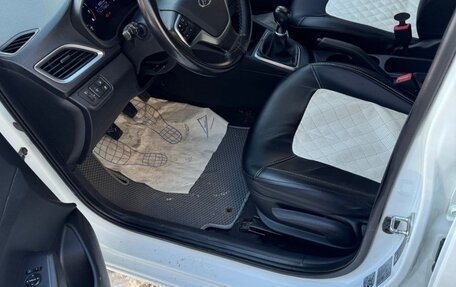 Hyundai Solaris II рестайлинг, 2018 год, 1 200 000 рублей, 7 фотография