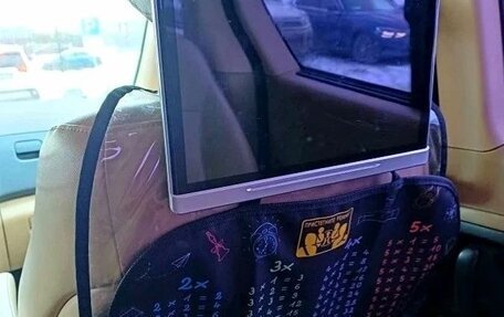 Hyundai Grand Starex Grand Starex I рестайлинг 2, 2014 год, 1 790 000 рублей, 9 фотография