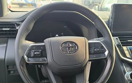 Toyota Land Cruiser, 2025 год, 12 740 000 рублей, 6 фотография