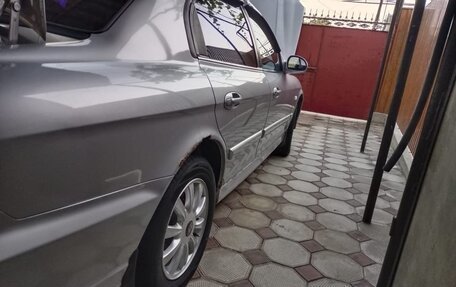 Hyundai Sonata IV рестайлинг, 2005 год, 430 000 рублей, 2 фотография