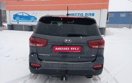 KIA Sorento III Prime рестайлинг, 2018 год, 2 300 000 рублей, 7 фотография