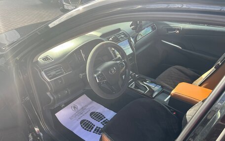 Toyota Camry, 2017 год, 2 580 000 рублей, 4 фотография