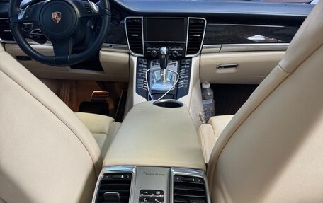 Porsche Panamera II рестайлинг, 2009 год, 2 400 000 рублей, 9 фотография