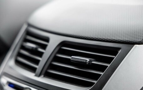 Hyundai Solaris II рестайлинг, 2014 год, 888 000 рублей, 24 фотография