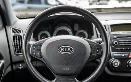 KIA cee'd I рестайлинг, 2008 год, 548 000 рублей, 30 фотография