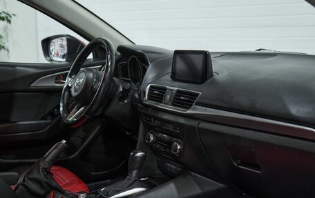 Mazda 3, 2018 год, 1 700 000 рублей, 8 фотография