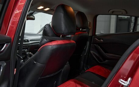 Mazda 3, 2018 год, 1 700 000 рублей, 13 фотография