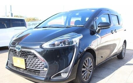 Toyota Sienta, 2022 год, 3 фотография