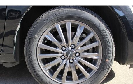 Toyota Sienta, 2022 год, 13 фотография