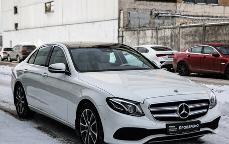 Mercedes-Benz E-Класс, 2017 год, 3 699 000 рублей, 5 фотография