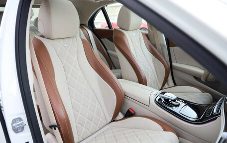 Mercedes-Benz E-Класс, 2017 год, 3 699 000 рублей, 31 фотография