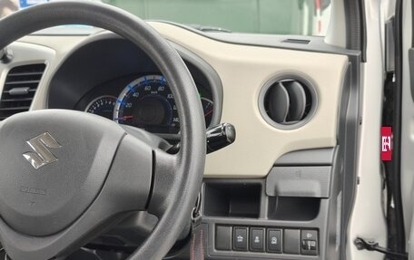 Suzuki Wagon R V, 2014 год, 670 000 рублей, 18 фотография