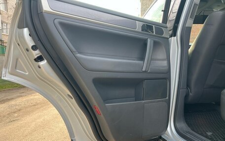 Volkswagen Touareg III, 2007 год, 1 700 000 рублей, 8 фотография