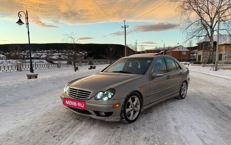 Mercedes-Benz C-Класс, 2004 год, 623 000 рублей, 4 фотография
