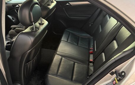 Mercedes-Benz C-Класс, 2004 год, 623 000 рублей, 8 фотография