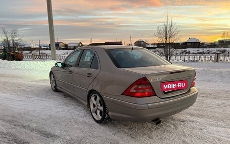 Mercedes-Benz C-Класс, 2004 год, 623 000 рублей, 9 фотография