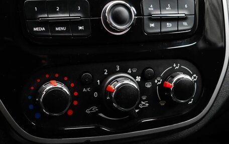 Renault Kaptur I рестайлинг, 2017 год, 1 585 000 рублей, 13 фотография