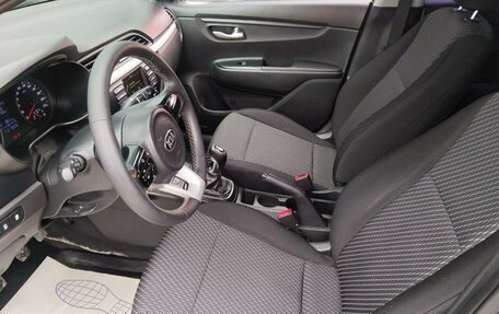 KIA Rio IV, 2019 год, 1 261 400 рублей, 9 фотография