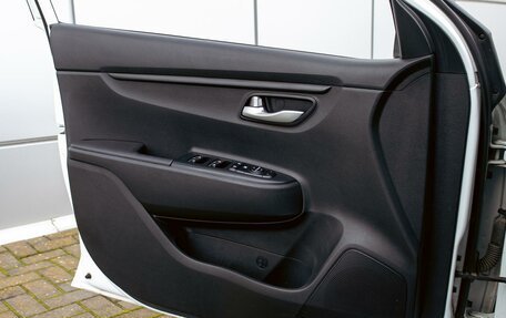 KIA Rio IV, 2019 год, 1 095 000 рублей, 12 фотография