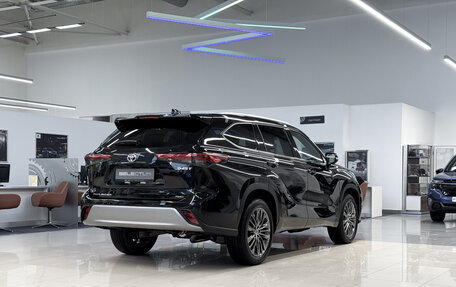 Toyota Highlander, 2025 год, 5 550 000 рублей, 8 фотография