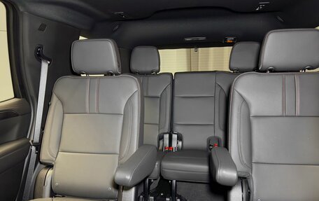 Chevrolet Tahoe IV, 2024 год, 10 900 000 рублей, 34 фотография