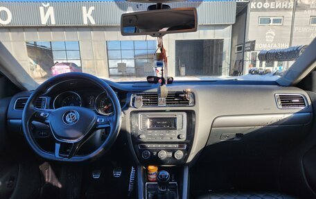 Volkswagen Jetta VI, 2016 год, 1 150 000 рублей, 13 фотография