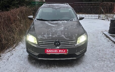 Volkswagen Passat B7, 2013 год, 1 720 000 рублей, 13 фотография