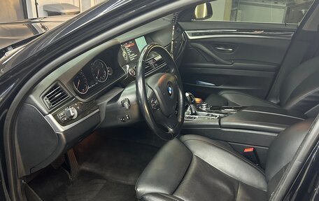 BMW 5 серия, 2013 год, 1 700 000 рублей, 25 фотография