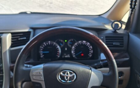 Toyota Alphard III, 2013 год, 3 100 000 рублей, 15 фотография