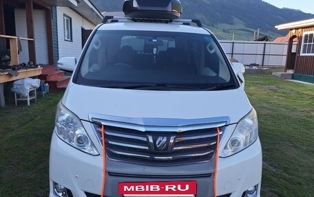 Toyota Alphard III, 2013 год, 3 100 000 рублей, 16 фотография