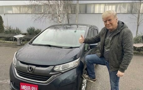 Honda Freed II, 2018 год, 1 580 000 рублей, 5 фотография