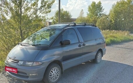 Toyota Estima III рестайлинг -2, 1993 год, 300 000 рублей, 2 фотография
