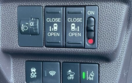 Honda Freed II, 2016 год, 1 470 000 рублей, 9 фотография