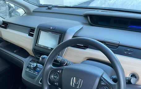 Honda Freed II, 2016 год, 1 470 000 рублей, 8 фотография